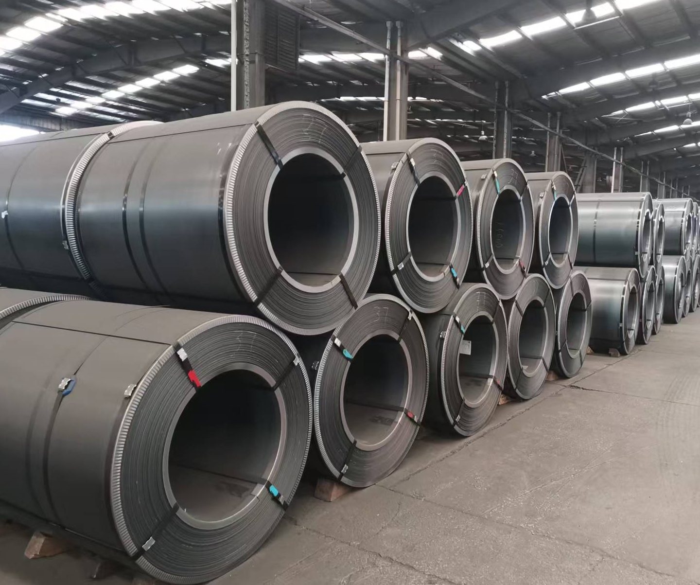 HOT ROLLED STEEL COIL